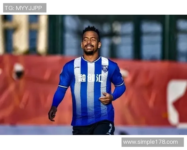 广东官方宣布引进外援达维斯,力争21-22赛季夺冠 广东官方宣布引进外援达维斯,力争21-22赛季夺冠