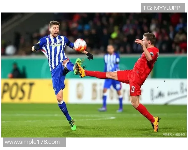 汉堡主场卫冕,击败柏林赫塔,豪取联赛三连胜 汉堡主场卫冕,击败柏林赫塔,豪取联赛三连胜